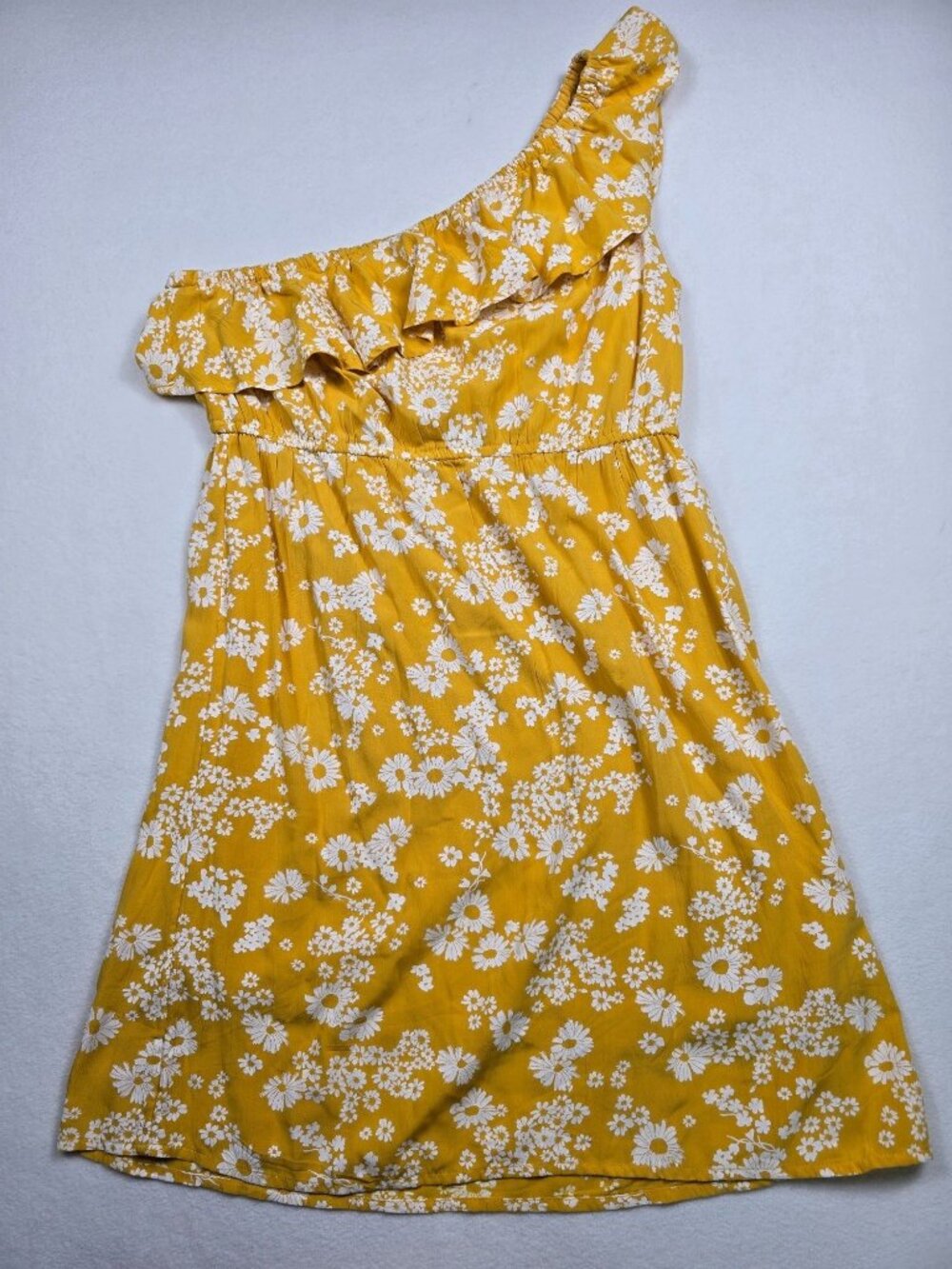 Old Navy Large Yellow Floral One-Shoulder Dress With Ruffles